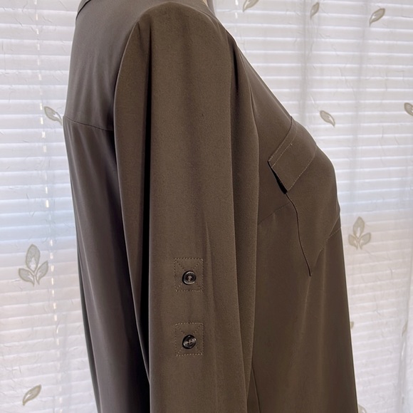 Express Gray Blouse Size Small Petite - Picture 3 of 7